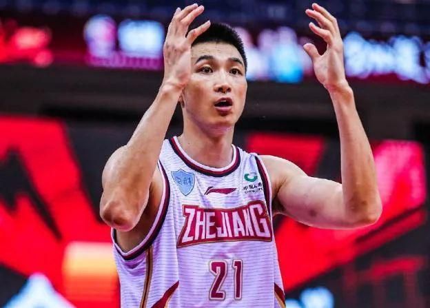第63分钟，托莫里解围时受伤，坎德雷瓦右路得球，一路向前推进后自己起脚攻门打近角，迈尼昂没有扑到，萨勒尼塔纳2-1AC米兰。